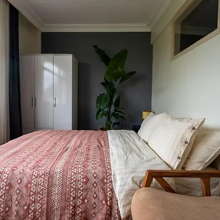 0031 - Kadikoy - Central, Cozy And Economic Flat. Istanbul